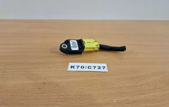 Lexus IS 220D-250-350 Airbag deployment crash/impact sensor 898310W040
