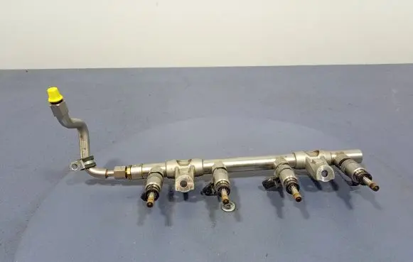 Volkswagen Tiguan Allspace Fuel main line pipe 06L133317L