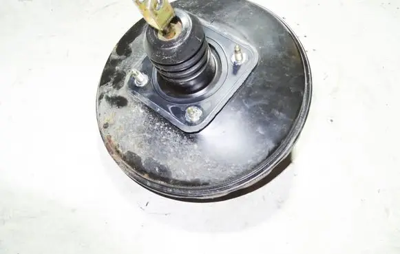 Renault Kangoo I Brake booster 8200091050