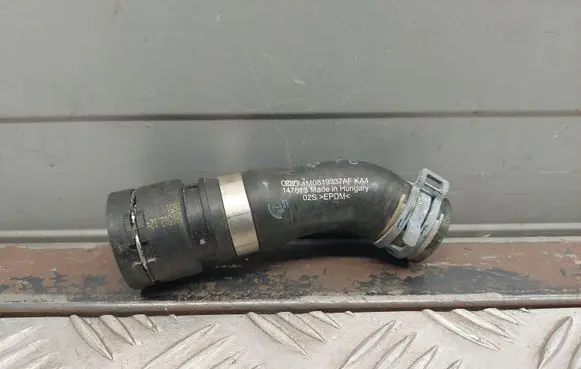Audi Q7 4M Air intake hose/pipe 4M0819337AF 4G0122293B