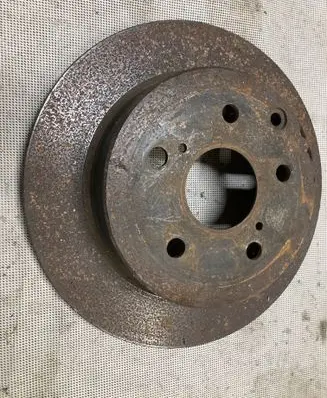 Toyota RAV 4 (XA40) Rear brake disc