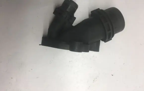 BMW 5 GT F07 Engine coolant pipe/hose 7800048 10808611