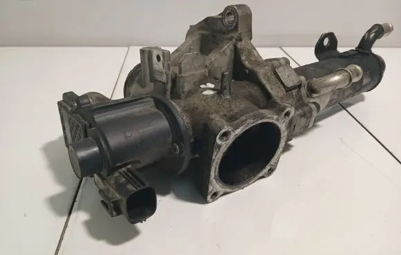 Volvo XC90 EGR valve 30774446