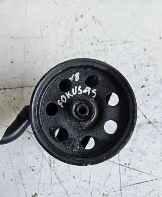 Ford Focus Power steering pump XS4E3A733AC
