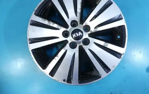 R16 alloy rim