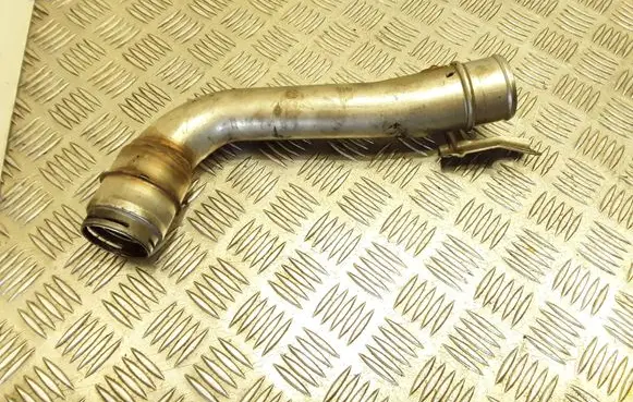 Nissan X-Trail T31 Engine coolant pipe/hose