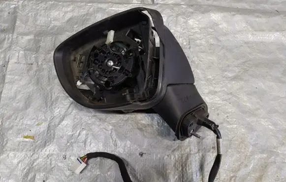 Nissan Micra K14 Front door electric wing mirror 22275001