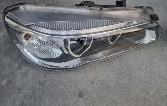 BMW 2 F45 Headlight/headlamp