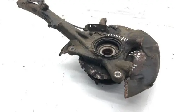 Toyota Highlander XU40 Front wheel hub spindle knuckle 
