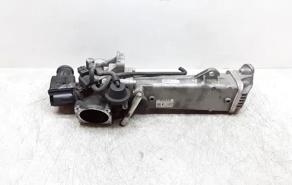 Volvo V70 EGR valve 30757742 50590601