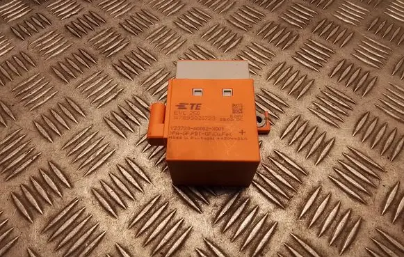 Mercedes-Benz EQC Other relay A7899820723 V23720A0002X001 EVC250
