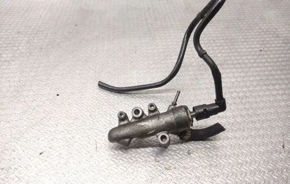 Opel Astra H Fuel distributor 55188200