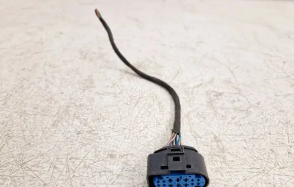 Ford Escape III Headlight/headlamp wiring loom/harness 969388 1719104 1719105