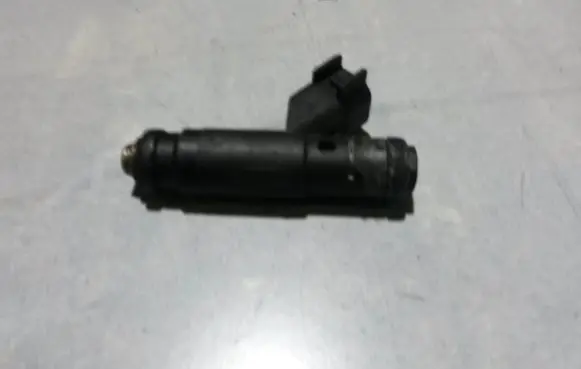 Chrysler 300M Fuel injector 04591308