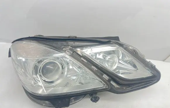 Mercedes-Benz E W212 Headlight/headlamp A2128202059