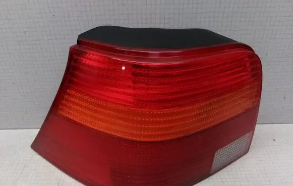 Volkswagen Golf IV Rear/tail lights 1J6945095Q 67736971