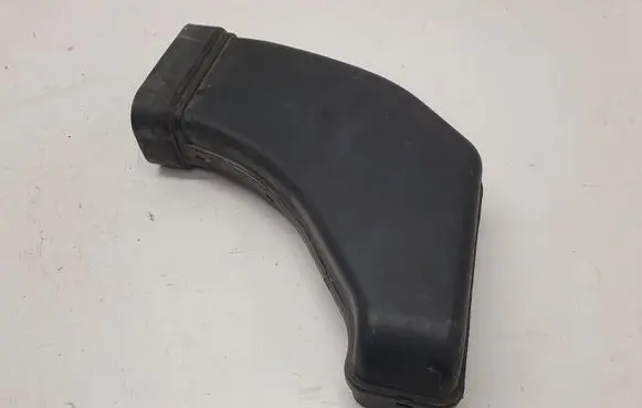 Hyundai Tucson LM Air intake duct part 282102S000