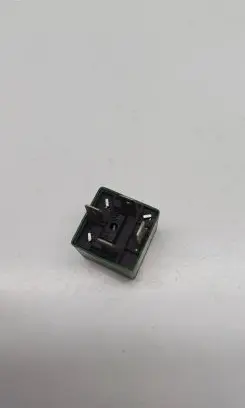 BMW 5 E34 Other relay 13731563