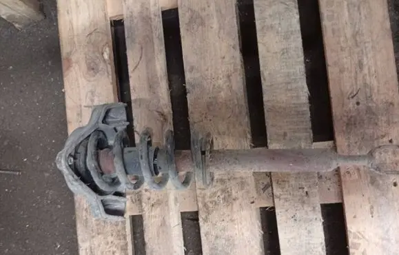 Skoda Superb B5 (3U) Front shock absorber/damper 3B0413031AD 3B0413031