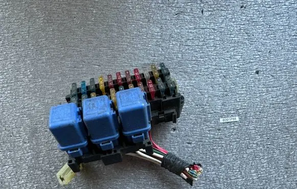 Nissan Patrol Y60 Other relay 25230C9980 2431705J00