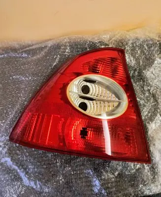 Ford Focus Rear/tail lights 1333834 26JAN2024