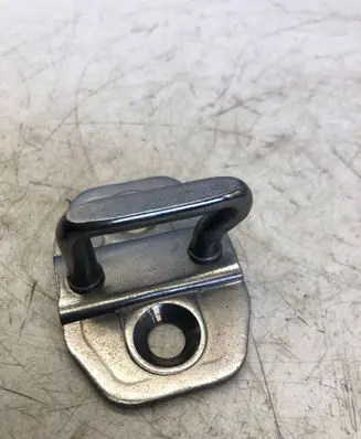 Mercedes-Benz GLE W167 Rear door lock loop/hook striker 11000049