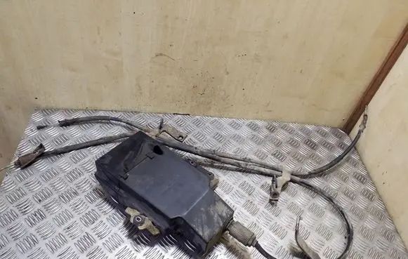 Chevrolet Captiva Hand brake control module 20951996