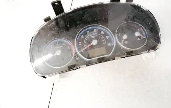 Hyundai Santa Fe Speedometer (instrument cluster) 1164000150 11640-00150