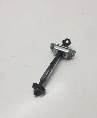Chevrolet Captiva Rear door check strap stopper