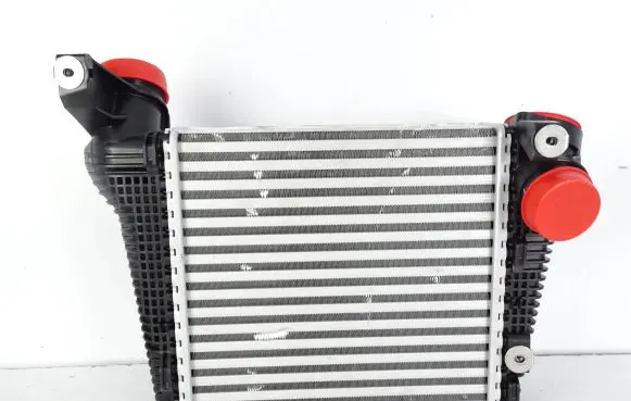 Porsche Macan (95B) Intercooler radiator 95B145803G