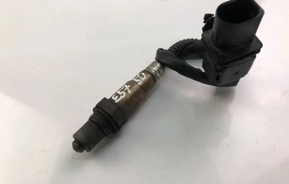 Volvo V40 Lambda probe sensor 30751138