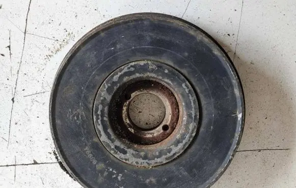 Suzuki Grand Vitara II Crankshaft pulley 3554191