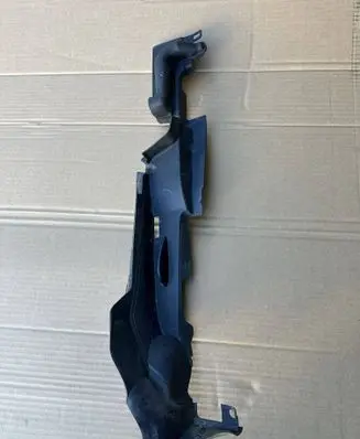 Audi A4 S4 B9 8W Fender end trim 8W0821170