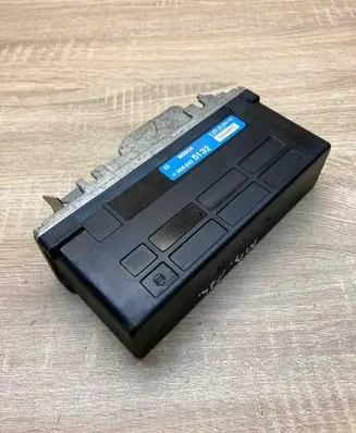 Mercedes-Benz E W124 ABS control unit/module 0055455132 0265101020
