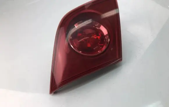 Mazda 3 I Tailgate rear/tail lights P2913L