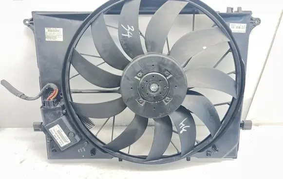 Mercedes-Benz S W220 Electric radiator cooling fan A2205000193