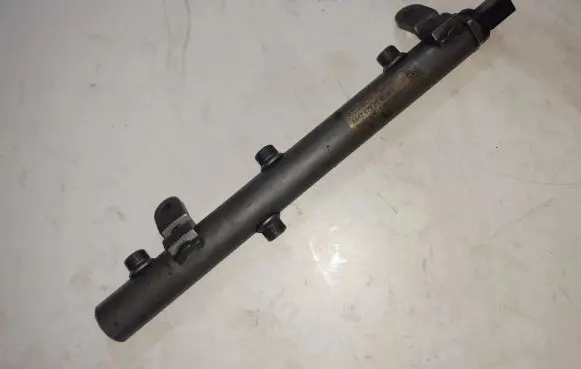 Mercedes-Benz E W212 Fuel main line pipe A6420700495