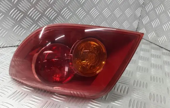 Mazda 3 I Rear/tail lights