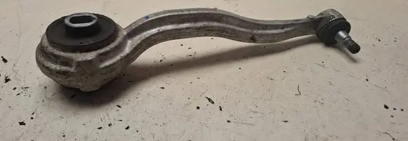 Mercedes-Benz C W203 Front lower control arm/wishbone