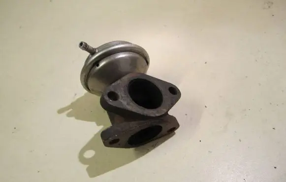Audi A4 S4 B6 8E 8H EGR valve 059131503