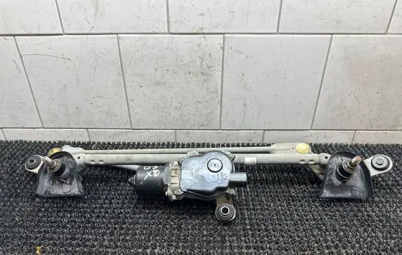 Front wiper linkage and motor