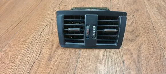 BMW 3 F30 F35 F31 Rear air vent grill 64229207330