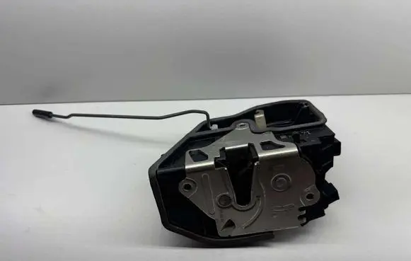 BMW 5 E60 E61 Rear door lock 7036171