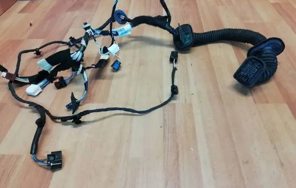 Renault Zoe Front door wiring loom 241249720R