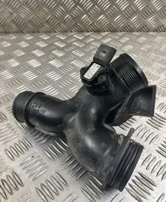 Audi Q7 4L Intercooler hose/pipe 4L0145795
