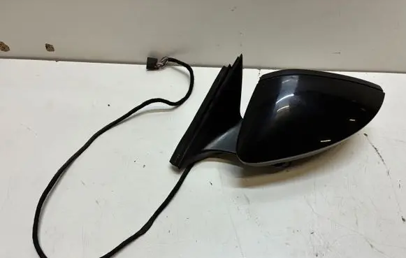 Skoda Superb B8 (3V) Front door electric wing mirror