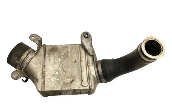BMW 7 F01 F02 F03 F04 Intercooler radiator 7575404
