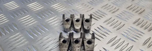 Mercedes-Benz S W220 Fuel Injector clamp holder 