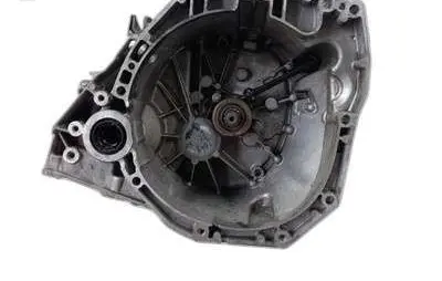 Nissan Qashqai Manual 5 speed gearbox 