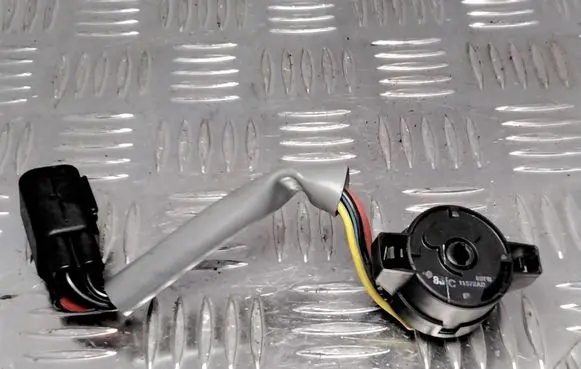 Ford Puma Ignition lock contact 11572AB 89FB